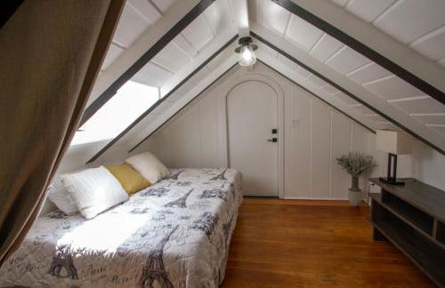 Dreamy Farmhouse in Studio City - Foto 35