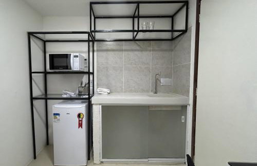 Mini Studio funcional mobiliado com cozinha e WC privativo - Foto 43