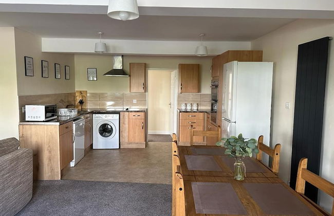 Lovely 2-bed Apartment in Stroud - Foto 9