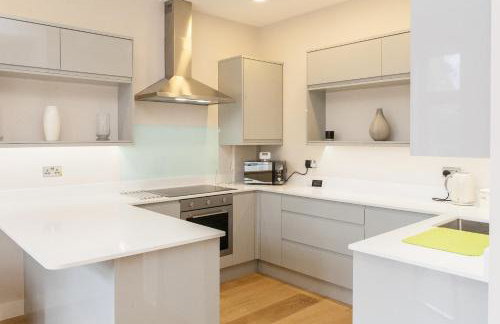 Beautiful 2 bed terrace flat close to Greenwich - Pass the Keys - Photo 21