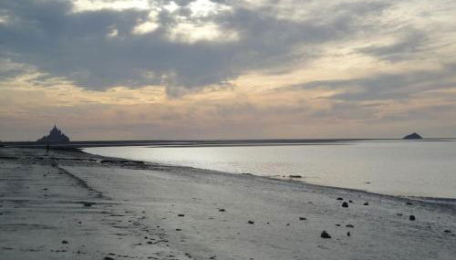 Cabane de douanier en baie du Mont Saint Michel hébergement insolite - Foto 3