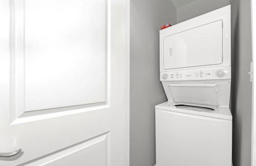 Bayfront Cottage- Pool - Hot Tub - Close to Beach - Foto 9