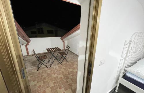 Villa Lidia & Attico degli artisti, free pets , giardino recintato e attrezzato - Foto 42