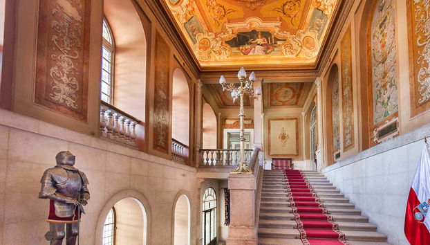 O palácio abriga recantos majestosos