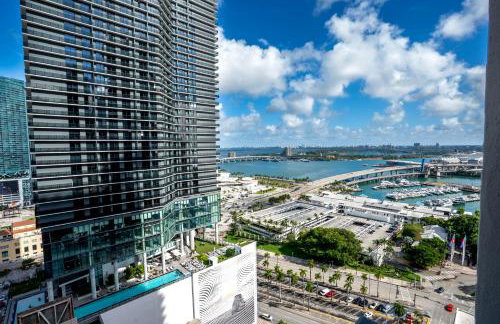 Downtown Miami 2BR Retreat - Walk to Bayside & Port - Sleeps 6 - Foto 15