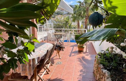 Entire villa with pool, ocean & mountain views - Foto 4