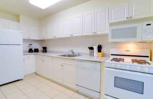 A Few Steps From Airport - Stylish Apt - Photo 28