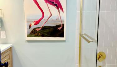 The Haven Haus - 2 Kings 1 Queen, 5 Minutes from Airport, 15 minutes to downtown - Foto 5, Shower