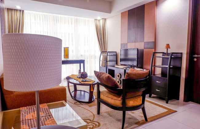 Cozy Pool View Kemang Village Residence Apartment with Direct Access to Mall - Foto 28