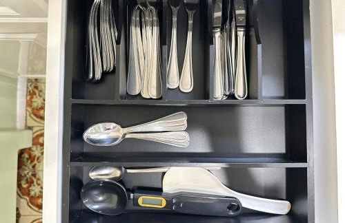 3bedroom APT with balcony & free street parking - Foto 27