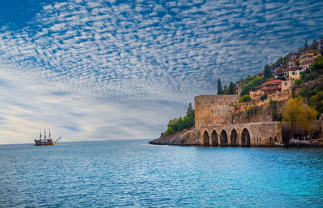 Barca pirata Alanya con bevande, cibo e trasferimento opzionale - Foto 3