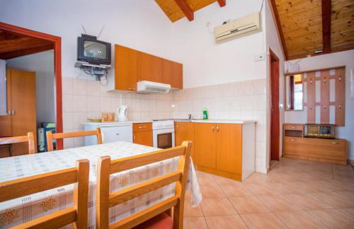 CHEAP APARTMENT near OMIŠ - Foto 7