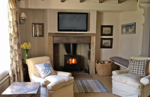 Warren Farmhouse - Photo 3