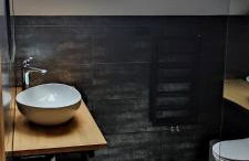 Jeziorosfera. Stodoła przy wodzie. - Foto 22