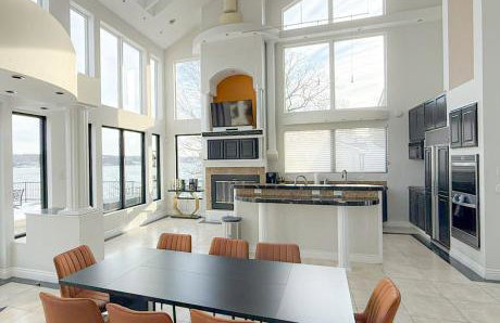 Crystal Palm Lakefront Luxury Home 6 Bed and 5 Bath - Foto 48