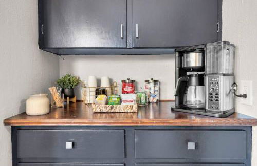 The Hideaway on Hazel- Luxury Smart Home w Hot Tub - Foto 21