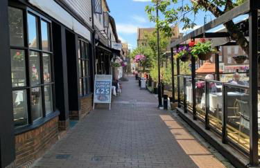 Town Centre Cottage - Photo 62