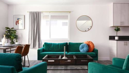 Relax in Spacious 3BR Apt Sleeps 8 and Parking - Foto 3