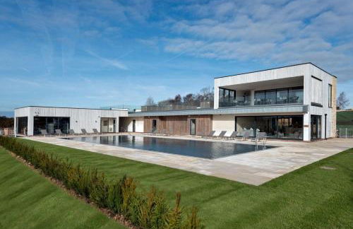 Lakeside family friendly property OI23 - Photo 13