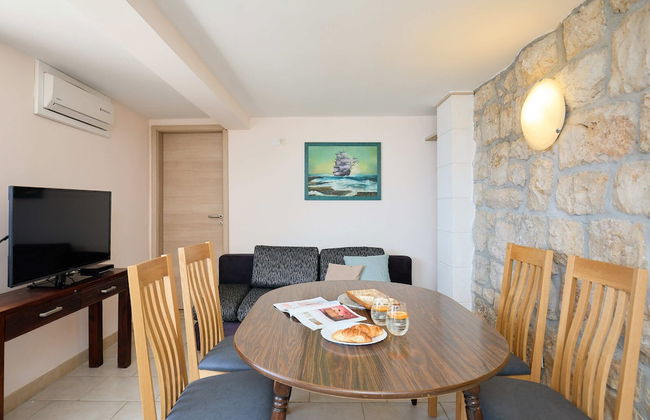 Bay View House - Photo 16