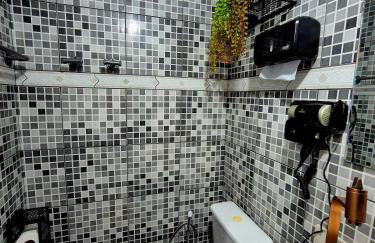 Studio completo e aconchegante com vaga de garagem - Foto 21