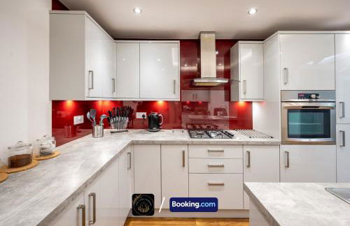 Cosy 3-Bed House l Garden l Free Parking l Stretford l Sleeps 7 l Book today with The Cosy Corner Nationwide - Foto 11