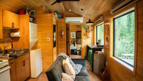 The FISH HAUS A Montana Tiny Cabin Forest Retreat - Foto 3