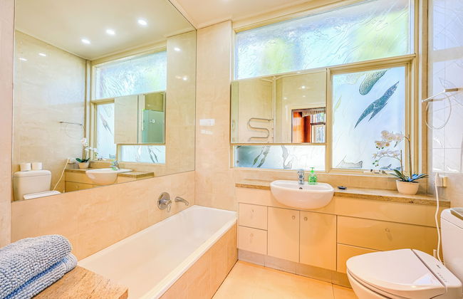 StayAU Spacious 6BR McKinnon Pool Home - Foto 62