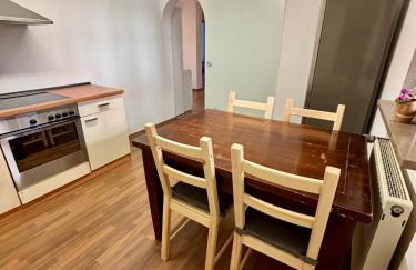 Herzo City Apartment - bis zu 8 Personen - 4 Schlafzimmer - Innenstadt - Foto 10
