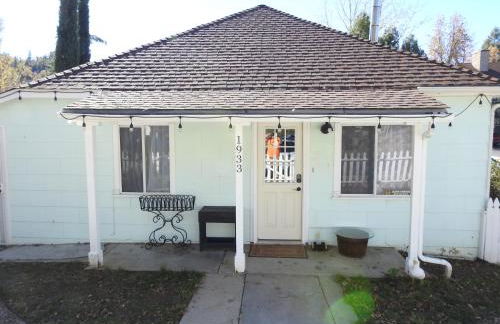 Miners Choice 3 Bedroom on Main St Bonus Rooms Sleeps up to 9 TV WIFI Piano - Foto 66