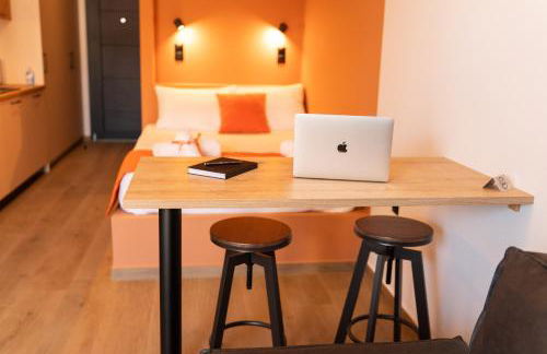 Orange Luxury apartment in agrinio - Photo 2