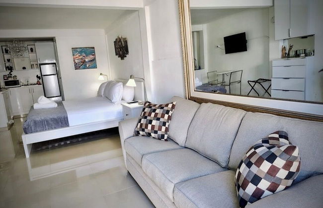 Segovia Studio Units - Photo 33