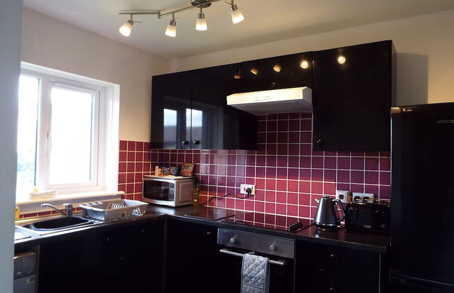 Ideal Central Edinburgh Location With On-site Private Parking - Photo 19