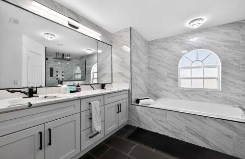 Elegant 4BR Luxury Home - Private Pool Disney - Foto 51