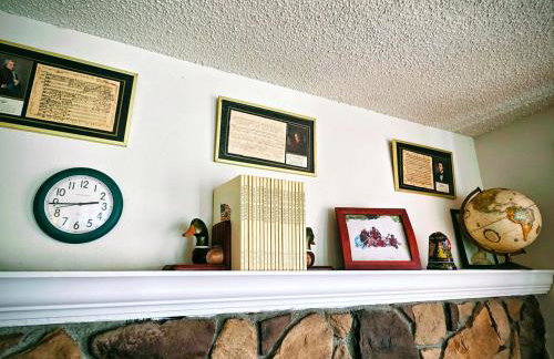 Views of Pikes Peak - Sleeps up to 10 - Foto 16