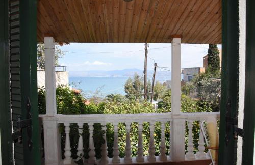 Kiveri Traditional Villa - Photo 19