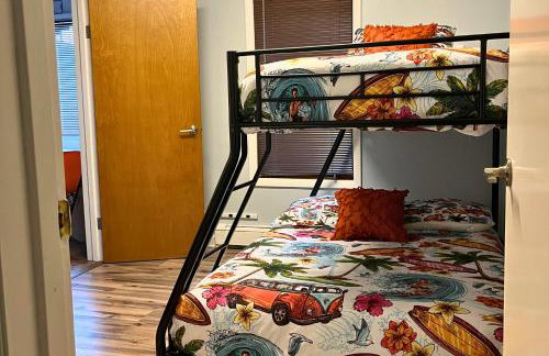 Surf Shack- North Muskegon Oasis - Foto 36