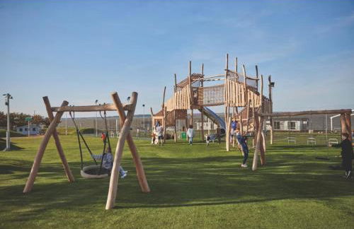 Newland's - Photo 21