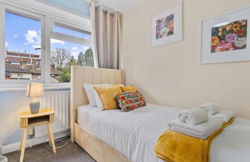 Kingston 5 Bed 2 Bath Contractors Close to Station - Foto 33