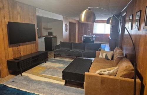 Backyard On Melrose - Walk To Kinnick & Hospital - Foto 37