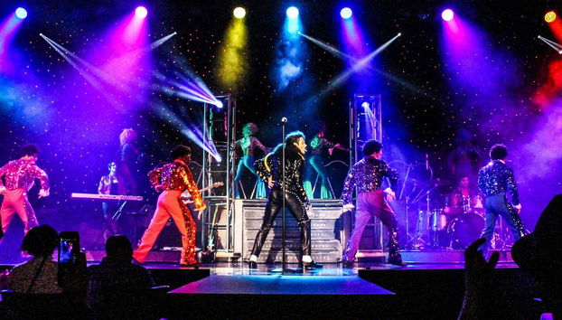 Troupe de danse de la comédie musicale MJ