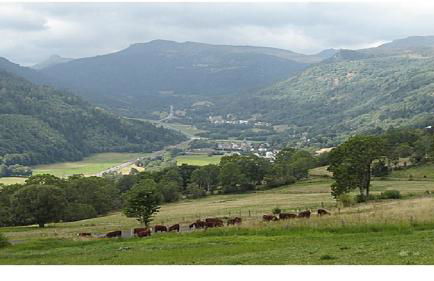 Vacances au pied des Monts du Cantal - Photo 1