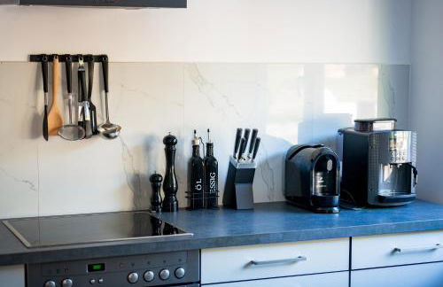 Stilvolle Apartments mit Kamin - Schlossblick und großer Terrasse 2-4 Zimmer 50-140qm - nahe A1 und Schloss Burg - Köln - Foto 29