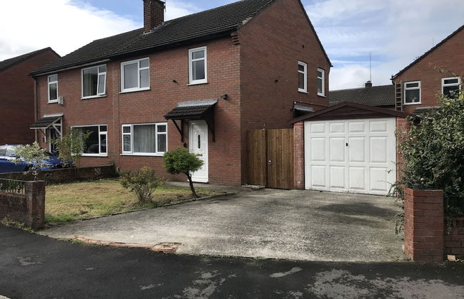 Modern 3-bed House With Parking Bamber Bridge, Preston - Foto 39