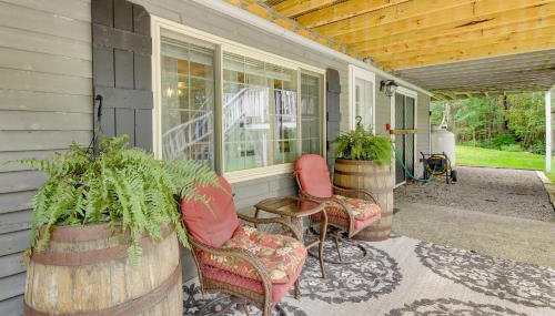 Searsport Paradise with Private Pool and Patio! - Foto 2