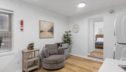 Lawrenceville Central !4 Quiet and Stylish One Bedroom Apartment with Free Street Parking - Foto 4