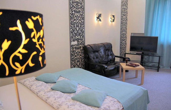 PaulMarie Apartments on Marksa - Photo 3