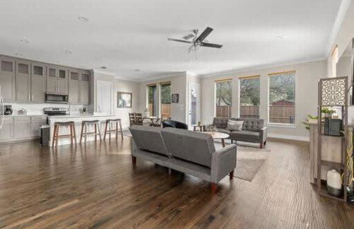 Trinity Groves Retreat - Large Modern 5 BR Home - Foto 7