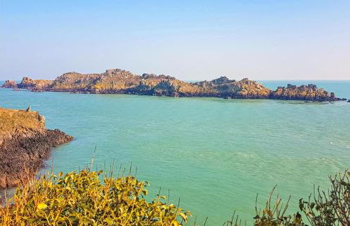 2 Bedroom Awesome Apartment In Antrain - Photo 8