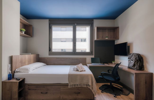 Livensa Living Studios Valencia Marina Real - Photo 8